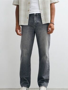 ASOS Relaxed Grey Washed Jeans N0504